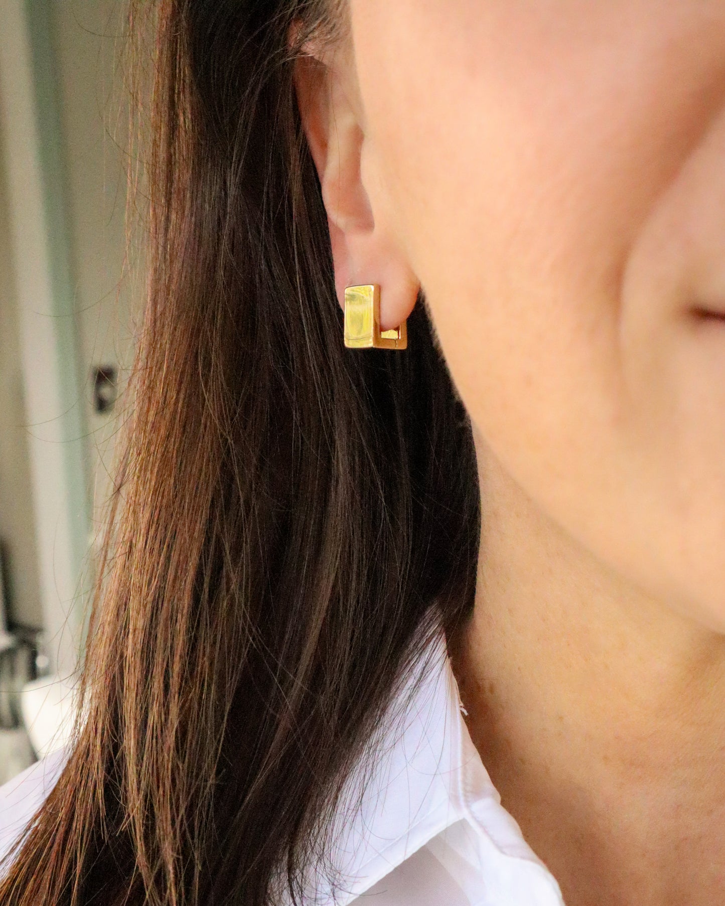 18k Gold Filled Square Clicker Huggies