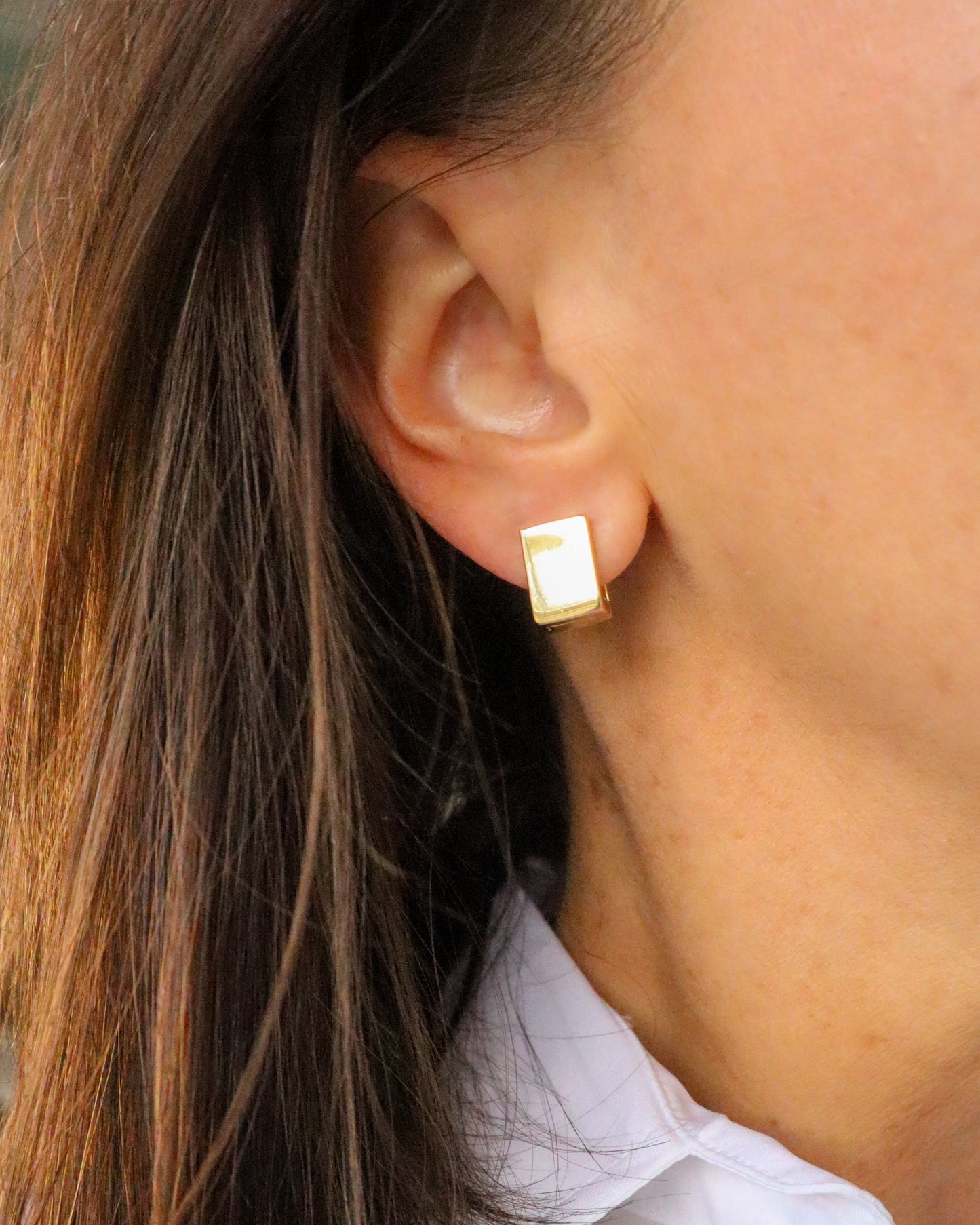 18k Gold Filled Square Clicker Huggies